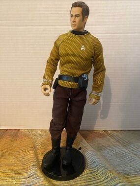 Star Trek 12” Command Pike Toy Figure ( C11 )